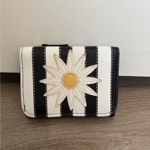 Striped Daisy Black and White Wallet